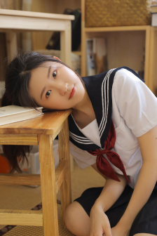 乱H伦亲女小兰爽